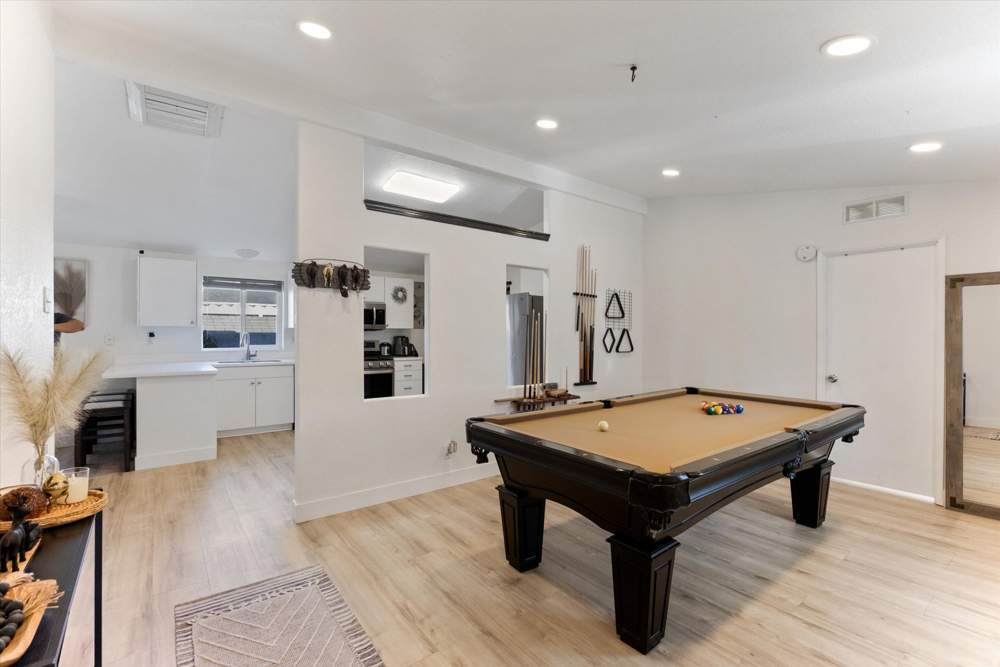 OAKBROOK - Residential