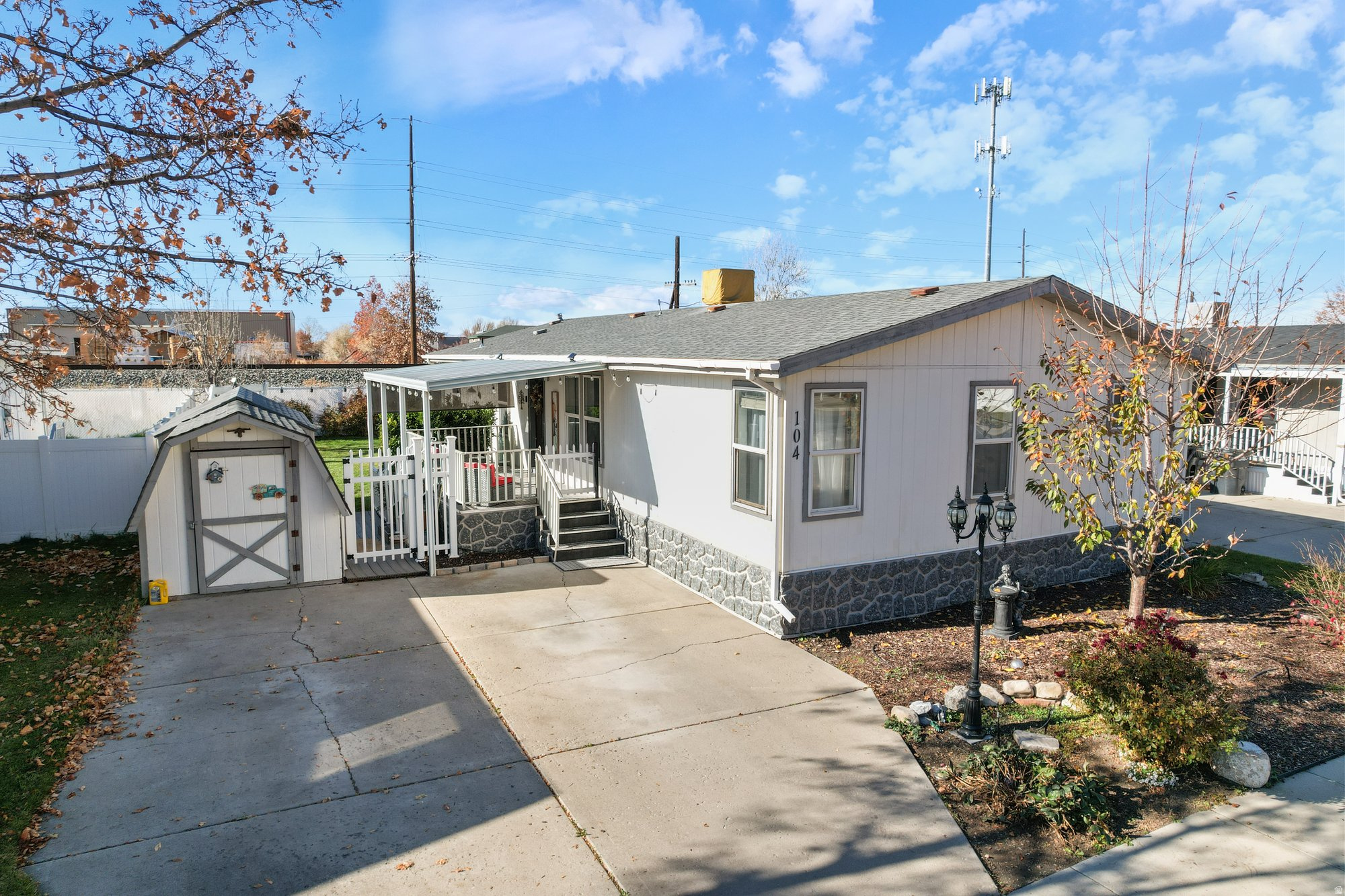 OAKBROOK - Residential