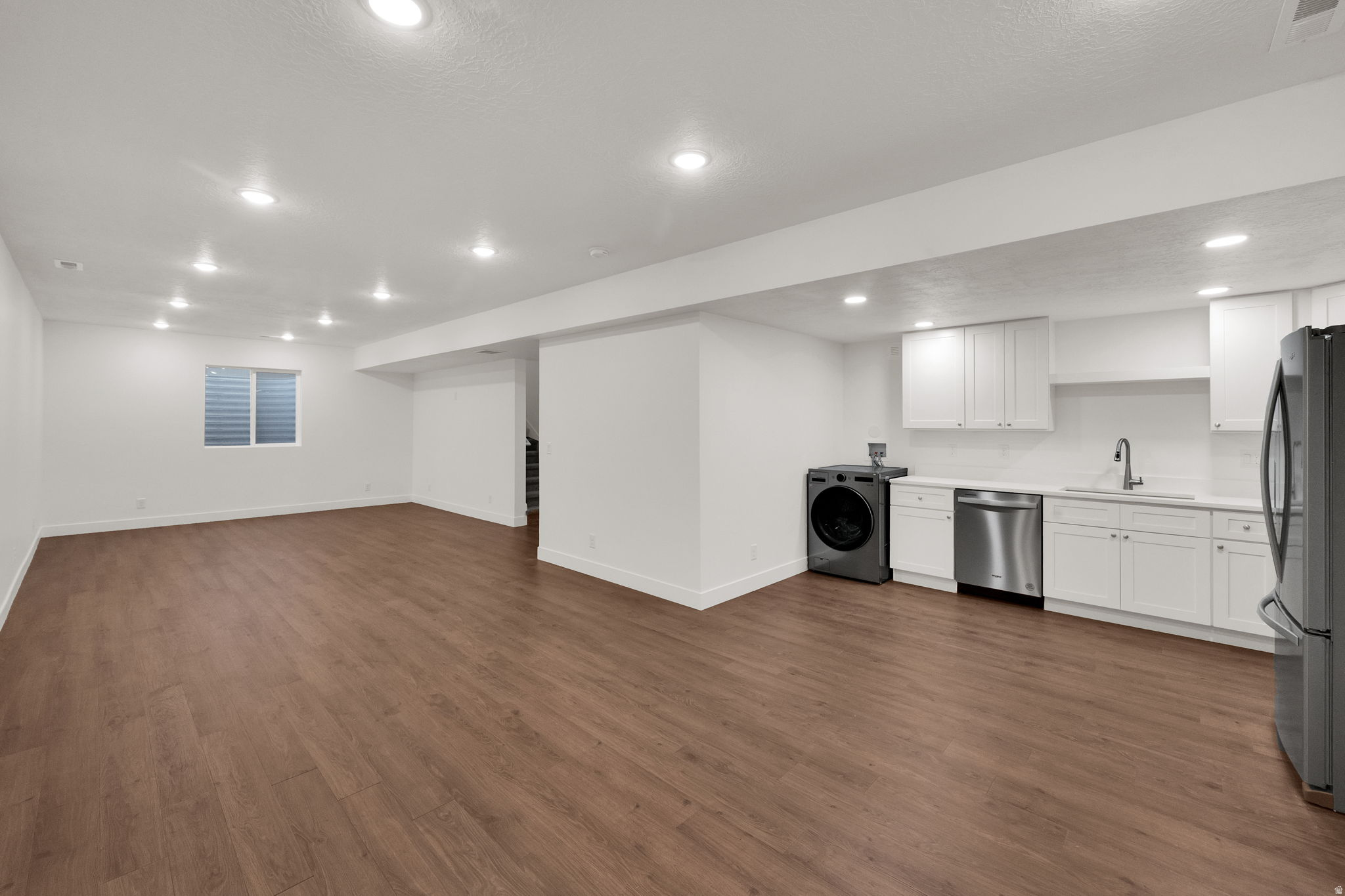 ANTHEM PARK - Residential Lease