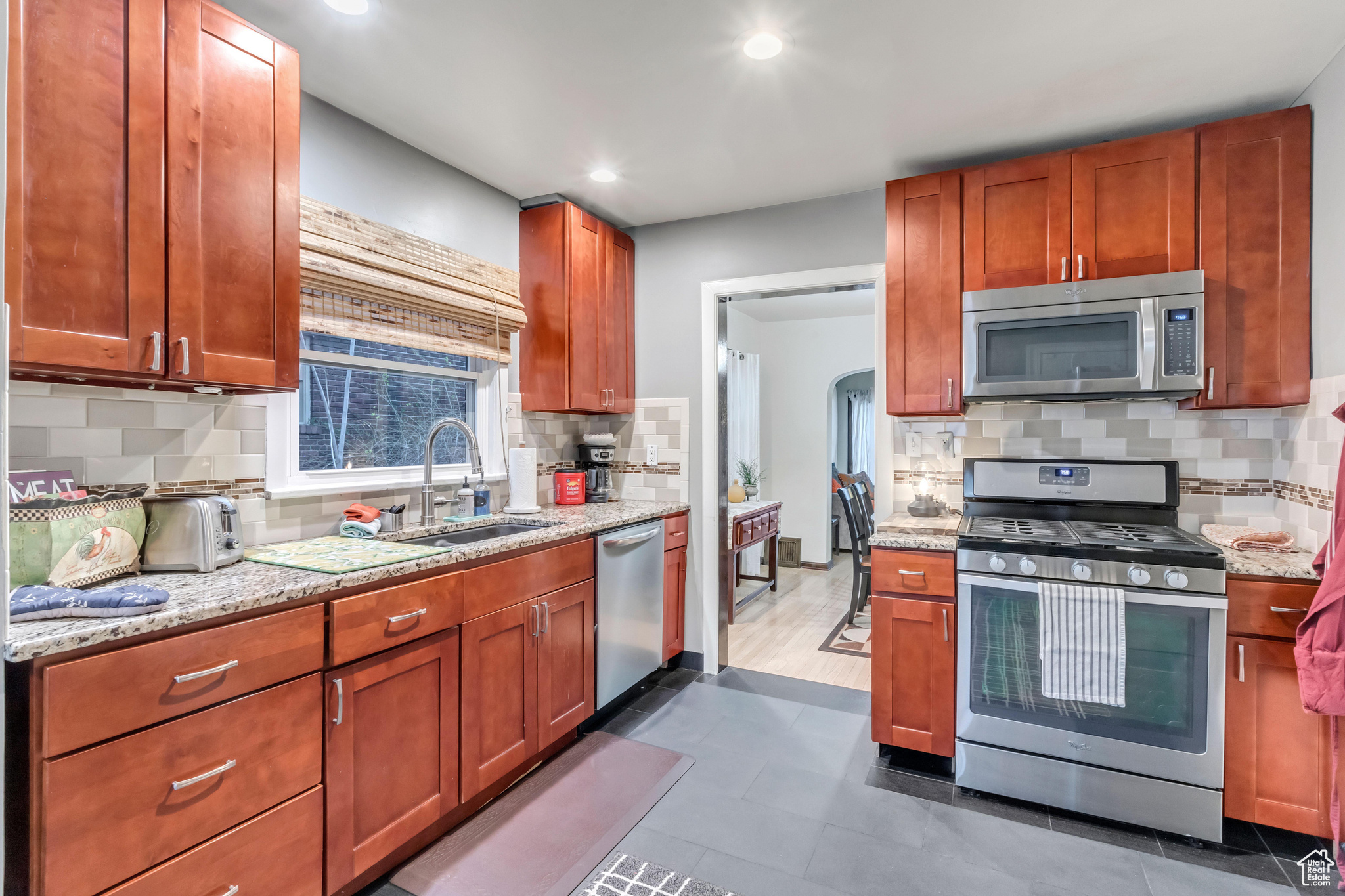 HARVARD/YALE - Residential