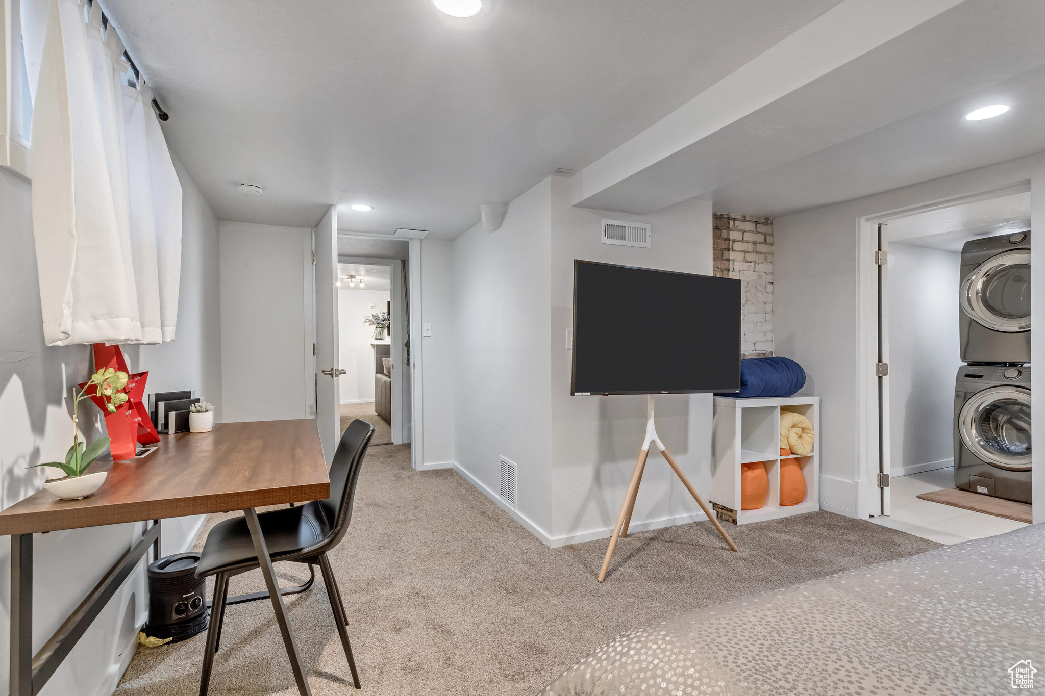 HARVARD/YALE - Residential