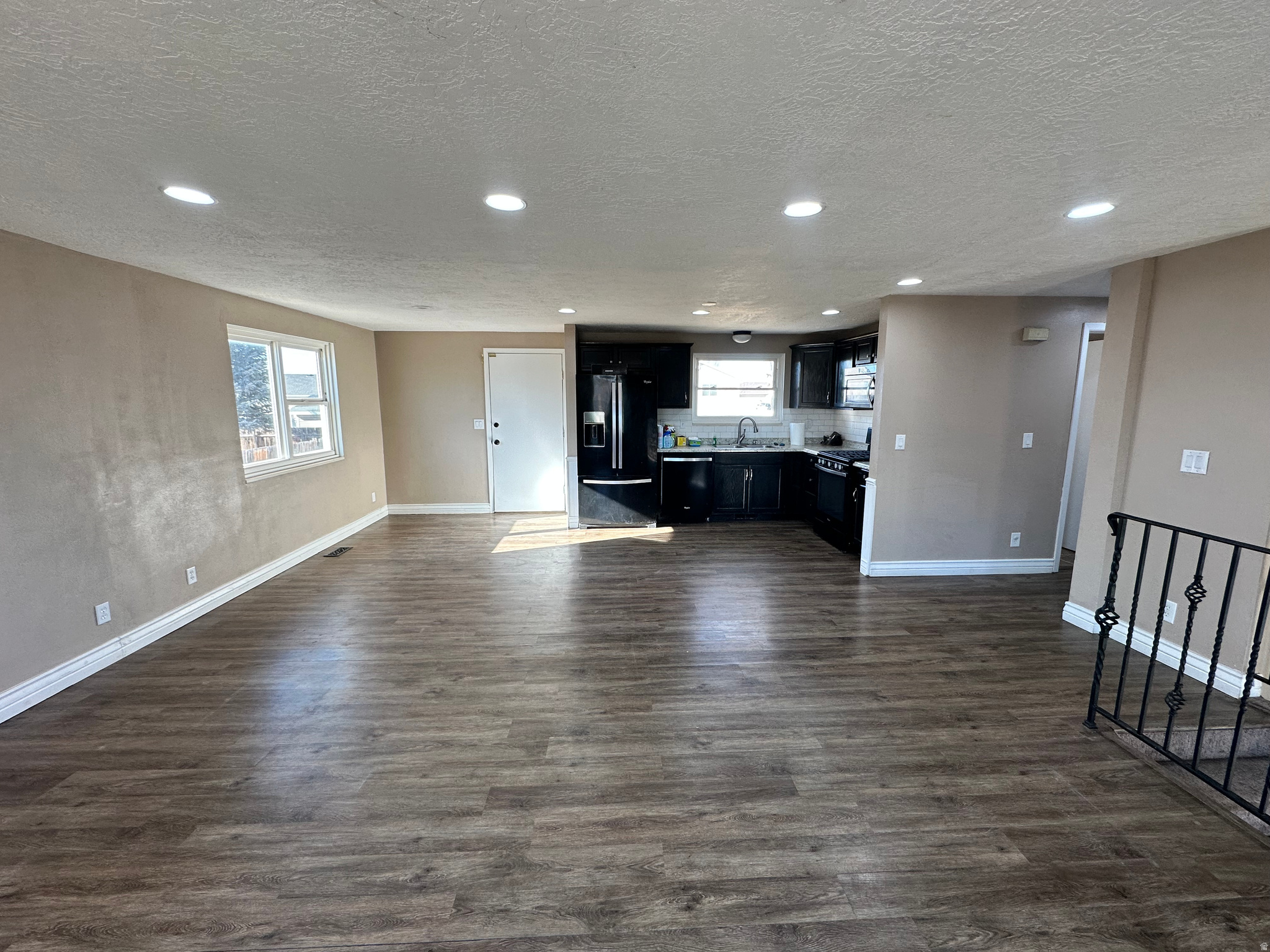 MEADOW BROOKE - Residential