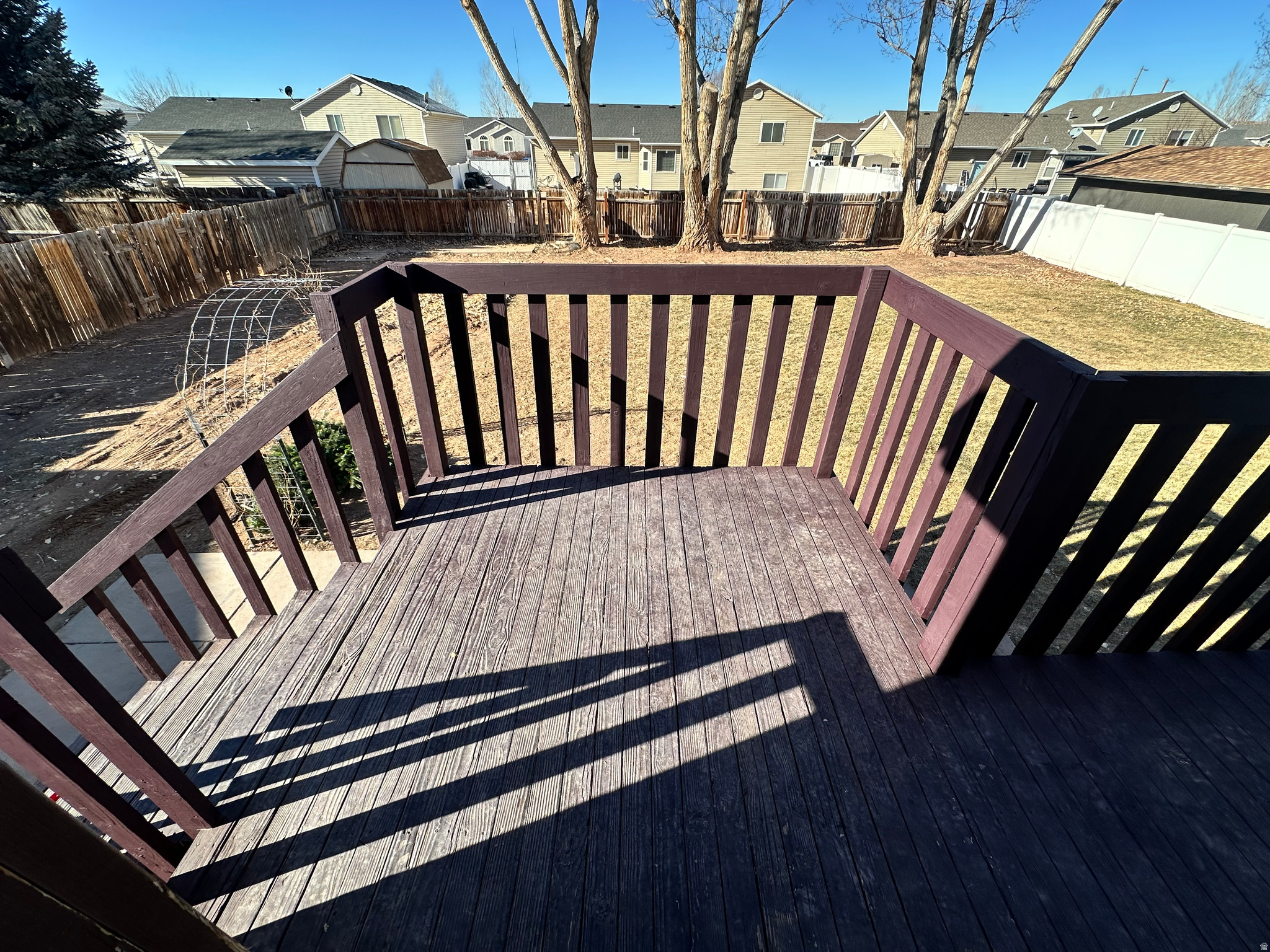 MEADOW BROOKE - Residential