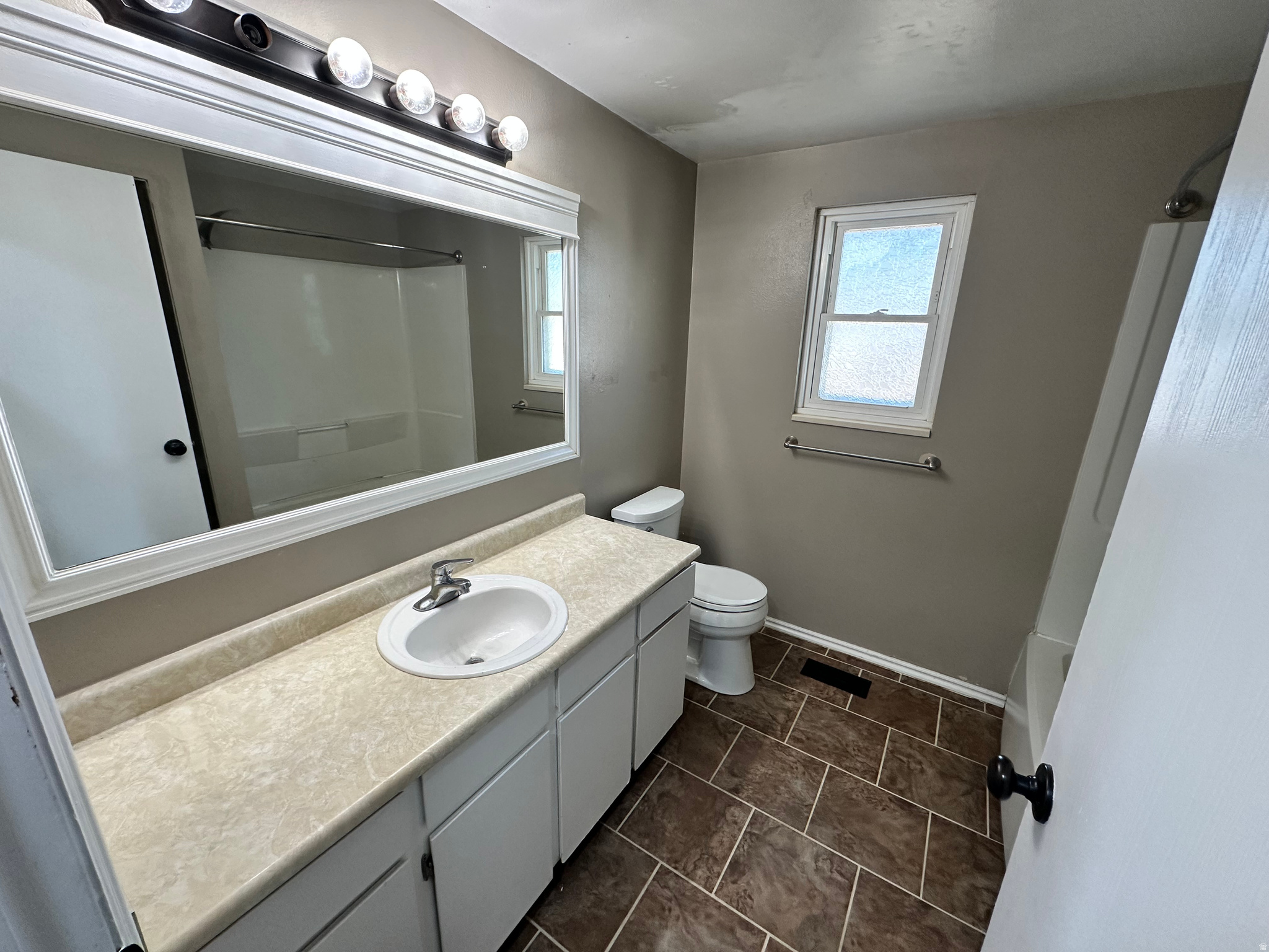 MEADOW BROOKE - Residential