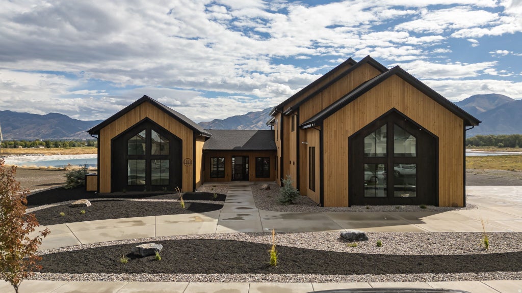 Photo of 1341 WILLOW LAKES DR #56, Logan, UT 84321 (MLS # 2186236)
