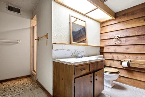 Tiny photo for 2252 W 800 N, Clinton, UT 84015 (MLS # 2167452)