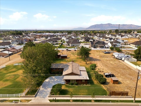 Tiny photo for 2252 W 800 N, Clinton, UT 84015 (MLS # 2167452)