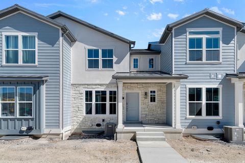 Photo of 1831 N 3530 W, Lehi, UT 84043 (MLS # 2125289)