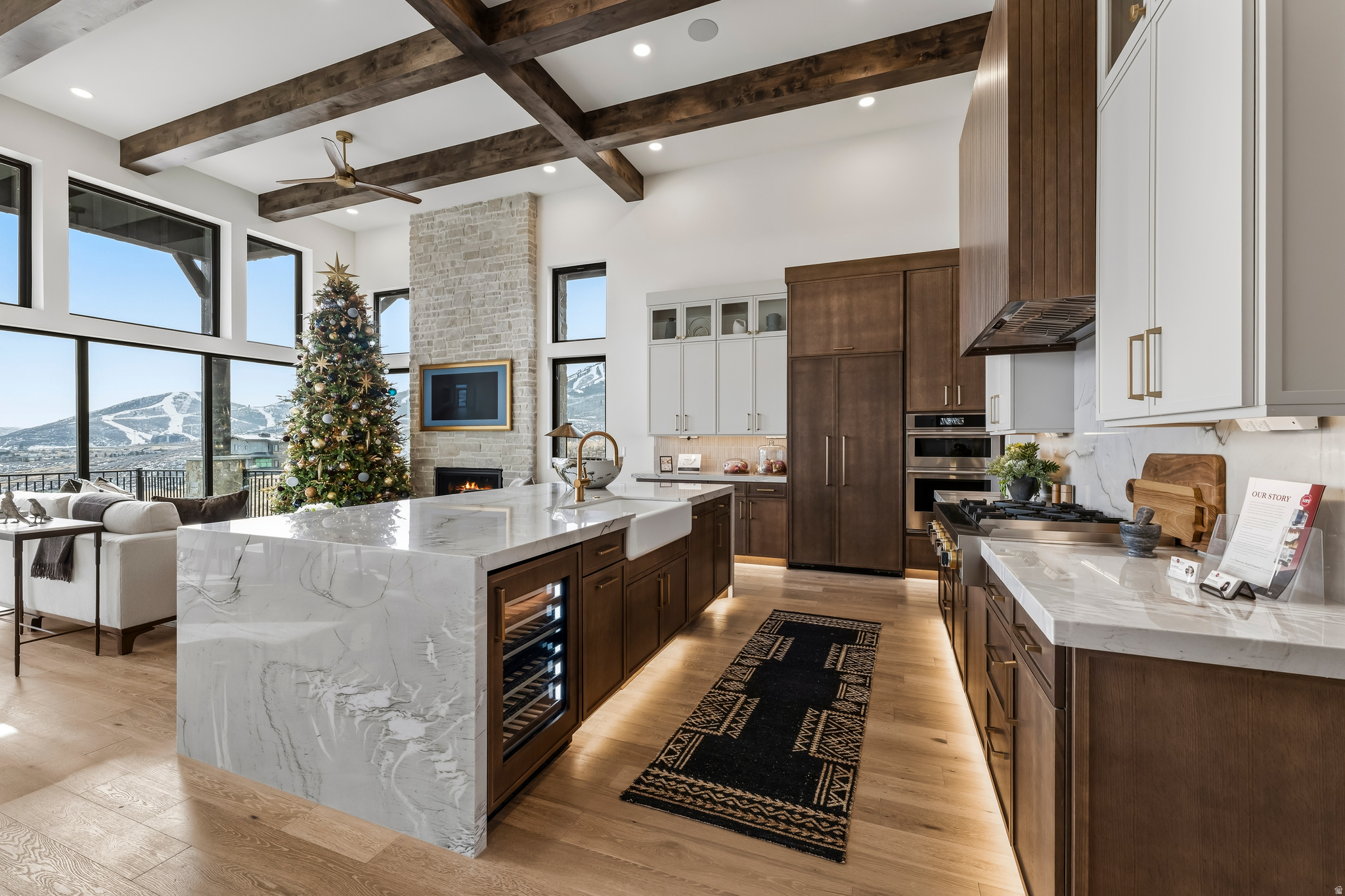 AMANTI LAGO - Residential