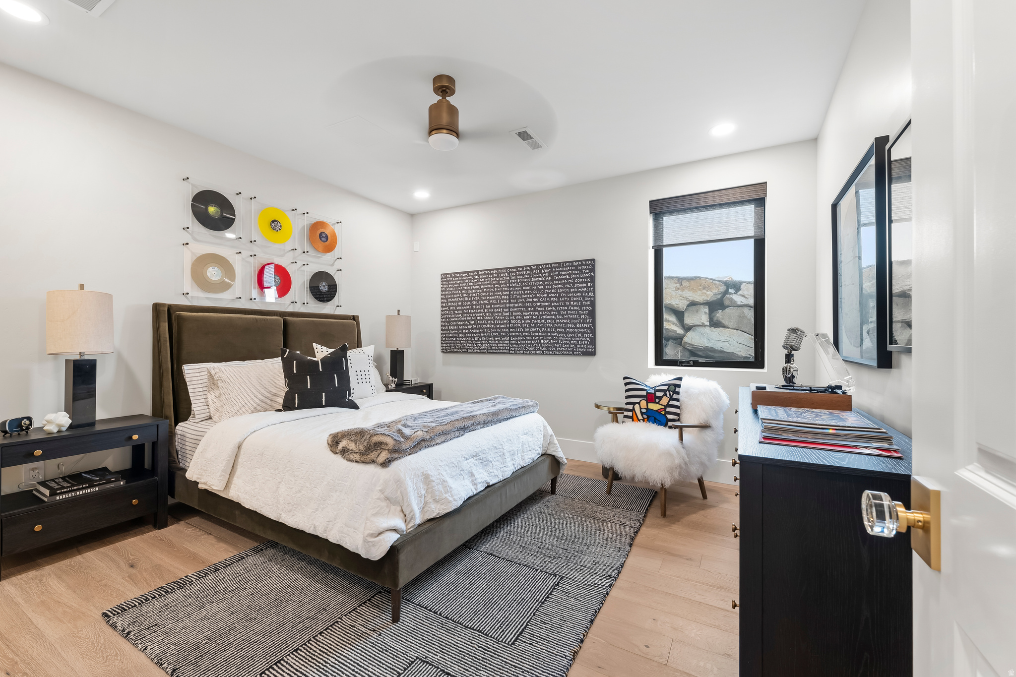 AMANTI LAGO - Residential