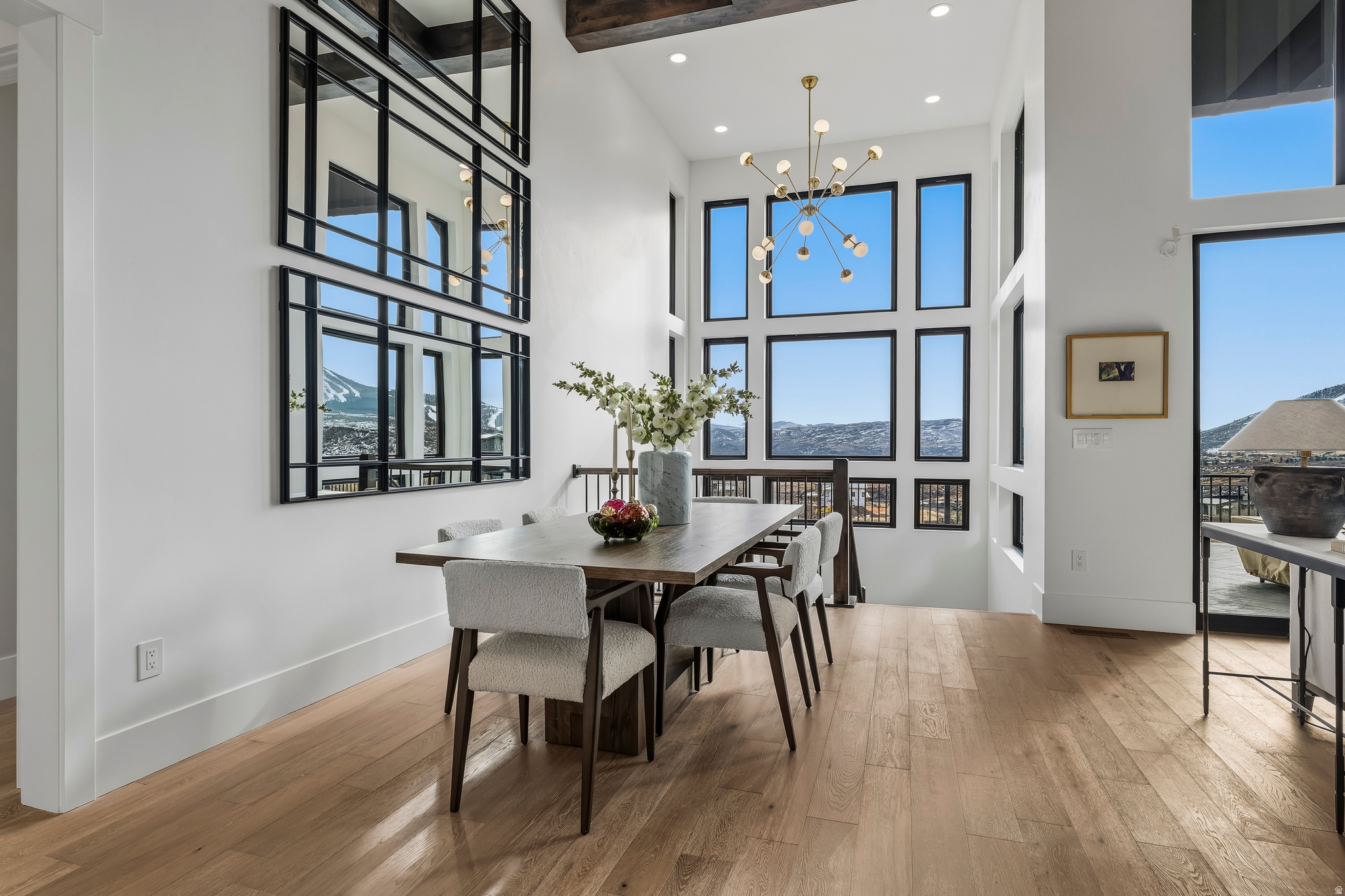 AMANTI LAGO - Residential