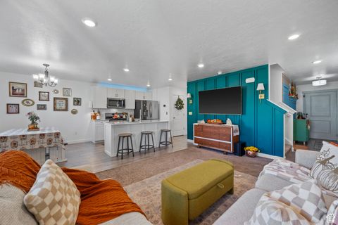 Tiny photo for 1856 S 410 W, Payson, UT 84651 (MLS # 2115728)
