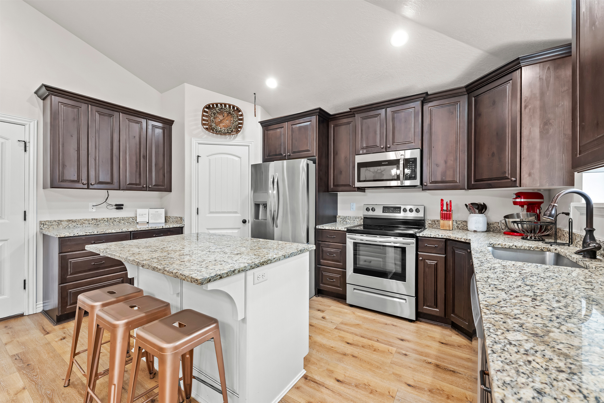 NEBO VALE - Residential