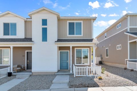 Tiny photo for 108 E FAIRMONT PL, Saratoga Springs, UT 84045 (MLS # 2117649)