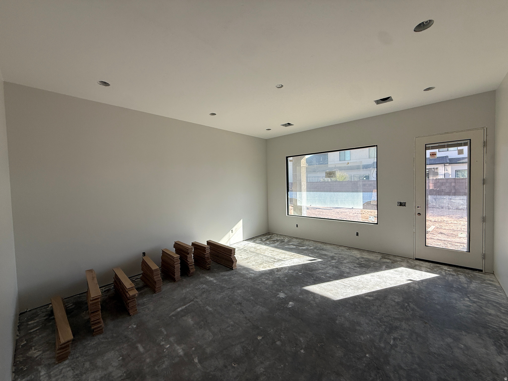 MOORLAND PARK - Residential