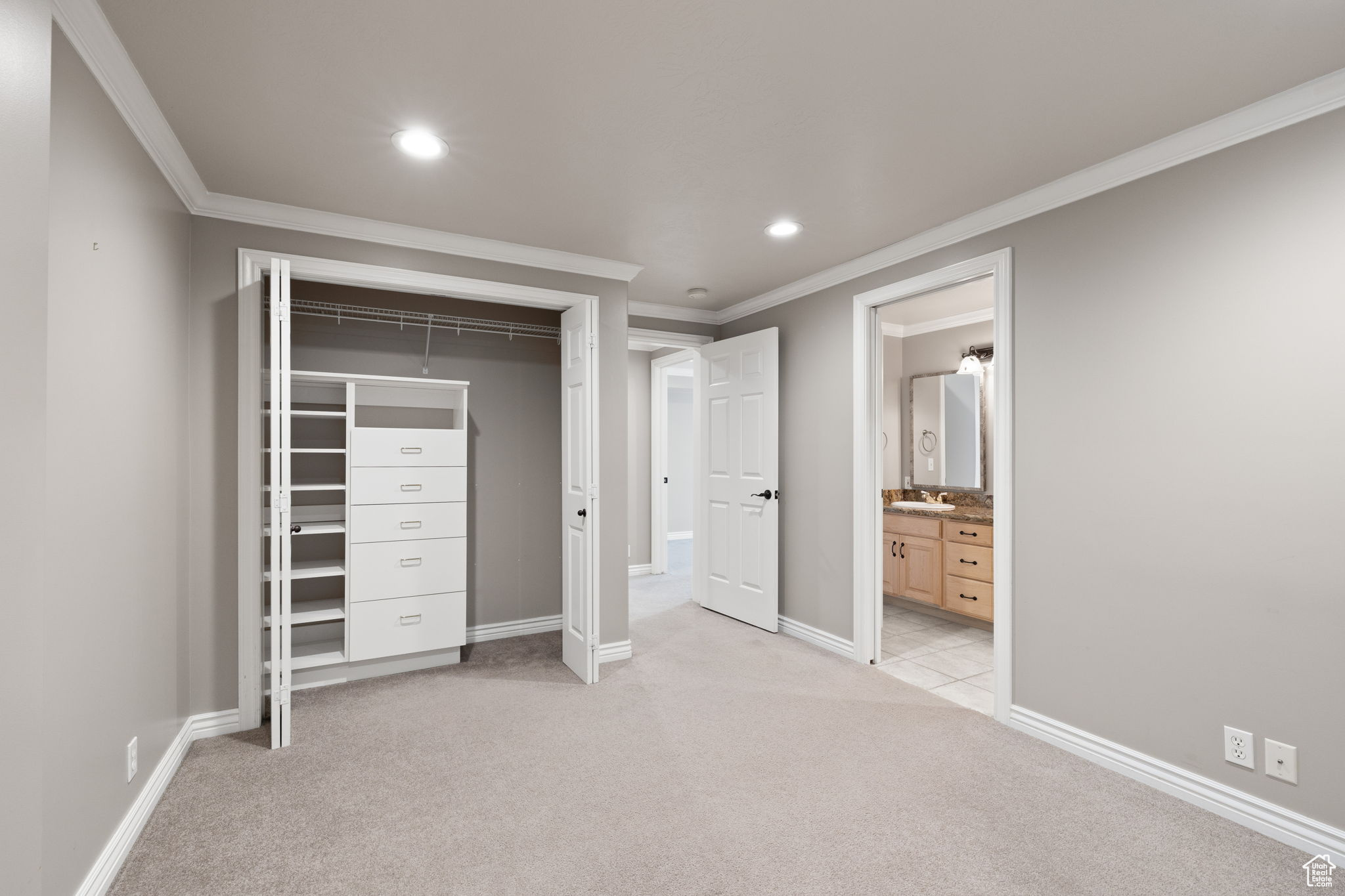 WILLOWCREEK HOLLOW ESTATES - Residential