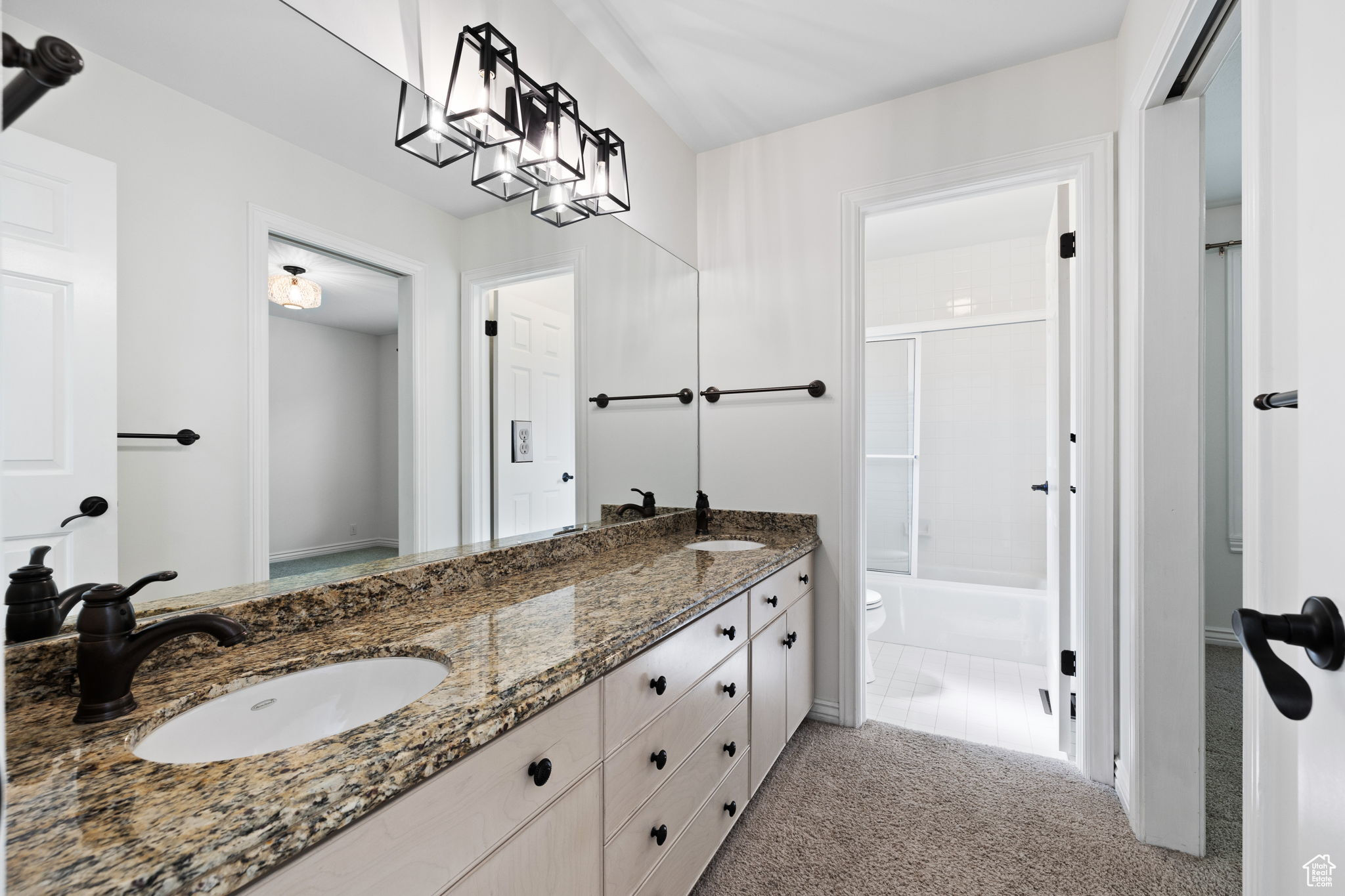 WILLOWCREEK HOLLOW ESTATES - Residential