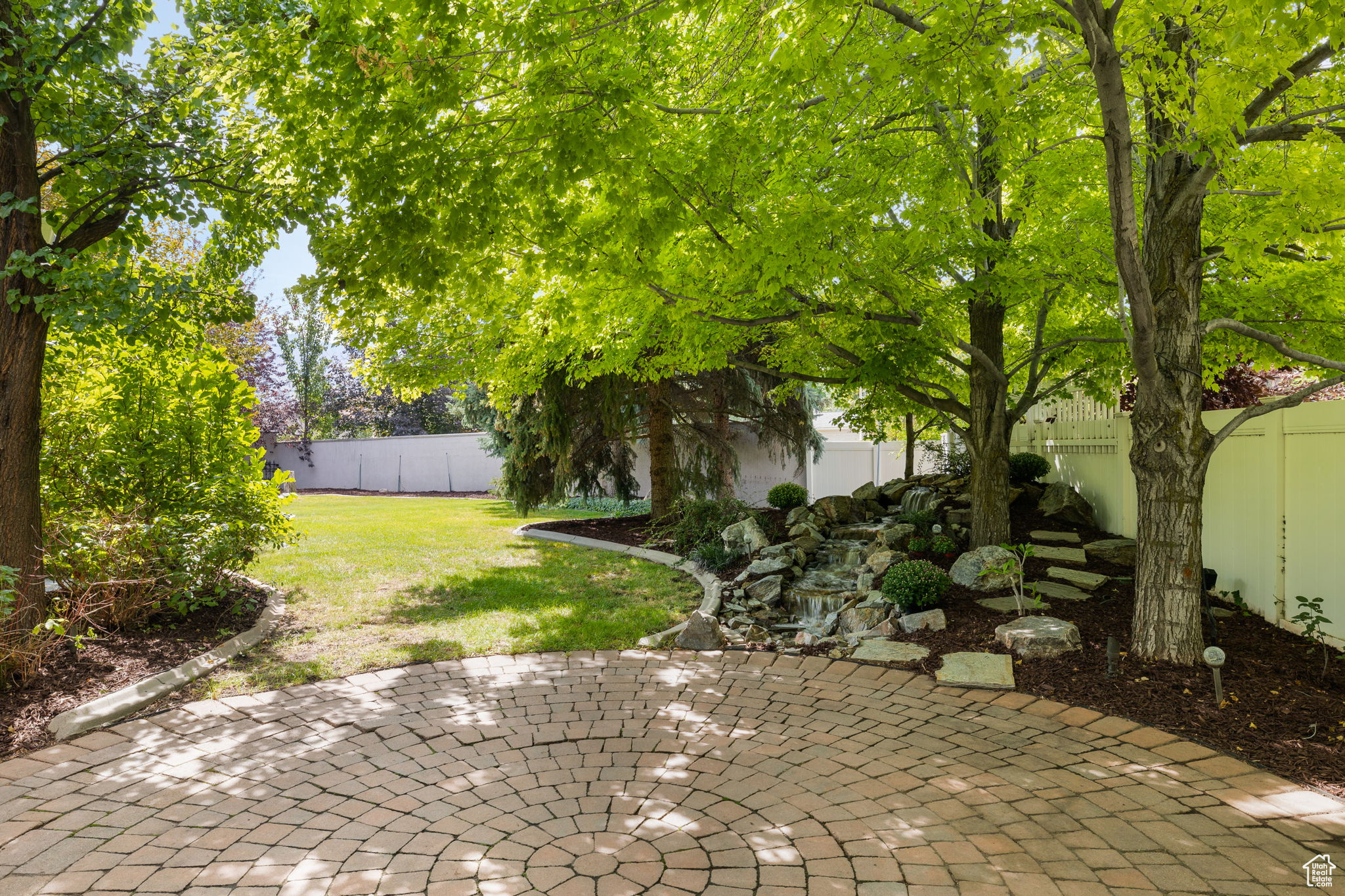 WILLOWCREEK HOLLOW ESTATES - Residential