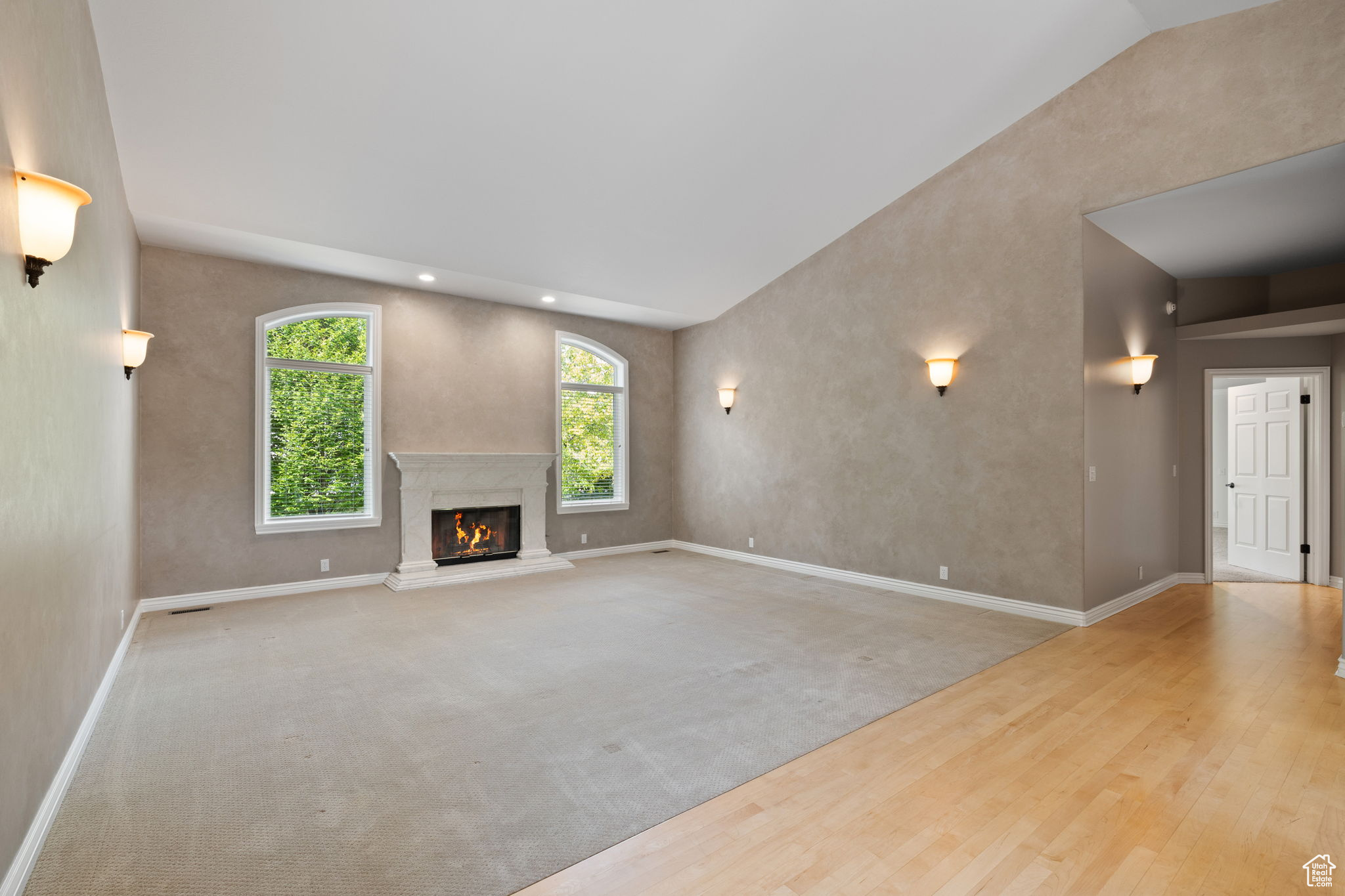 WILLOWCREEK HOLLOW ESTATES - Residential