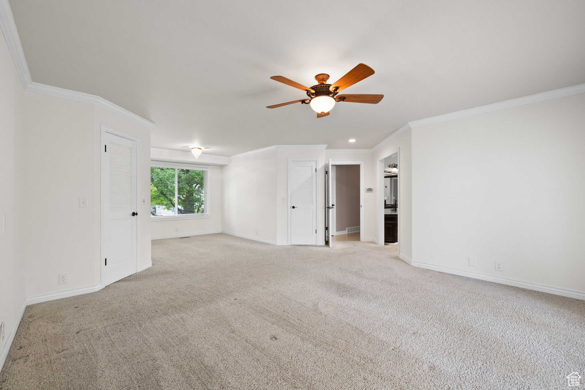 WILLOWCREEK HOLLOW ESTATES - Residential