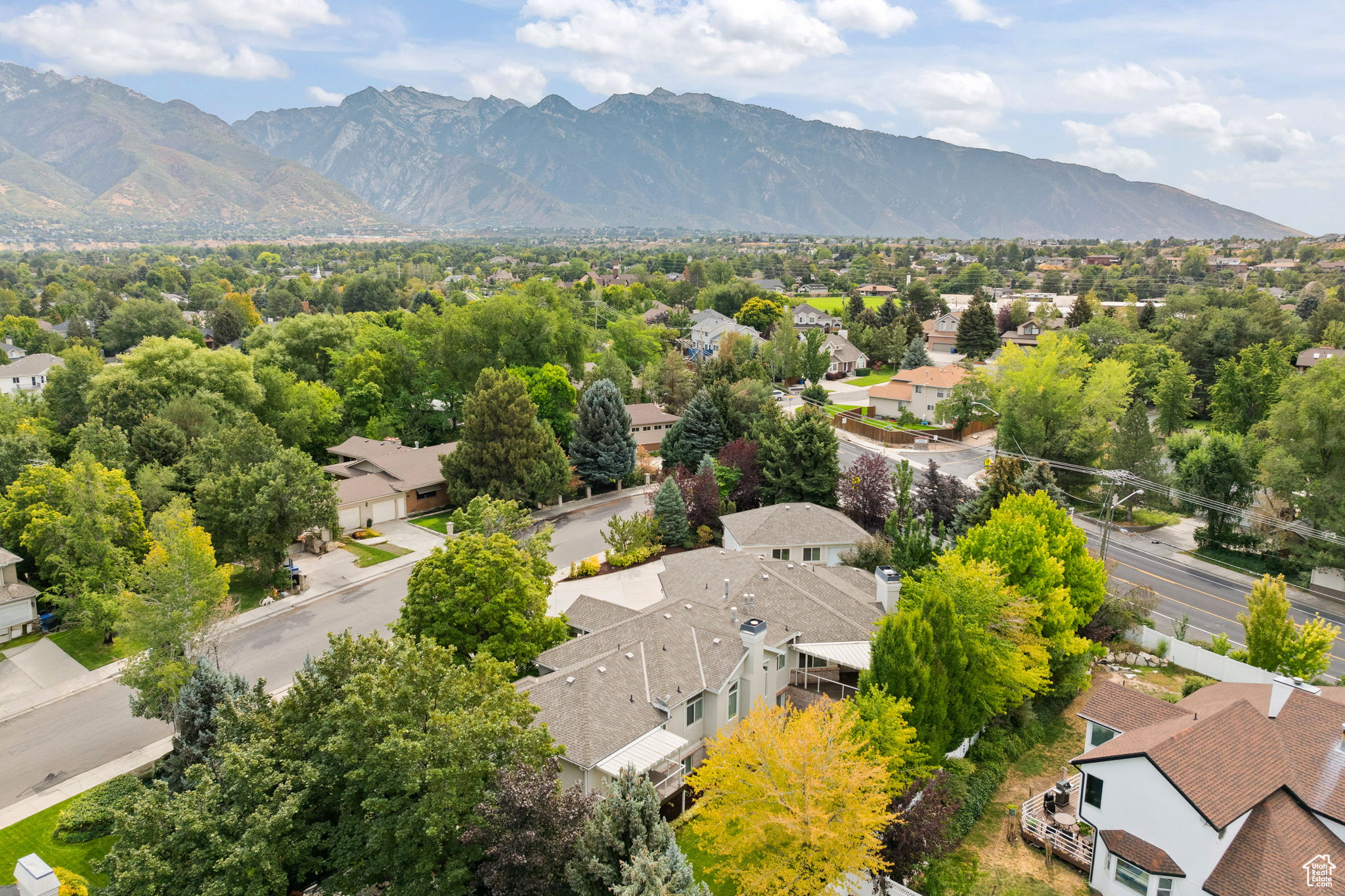 WILLOWCREEK HOLLOW ESTATES - Residential