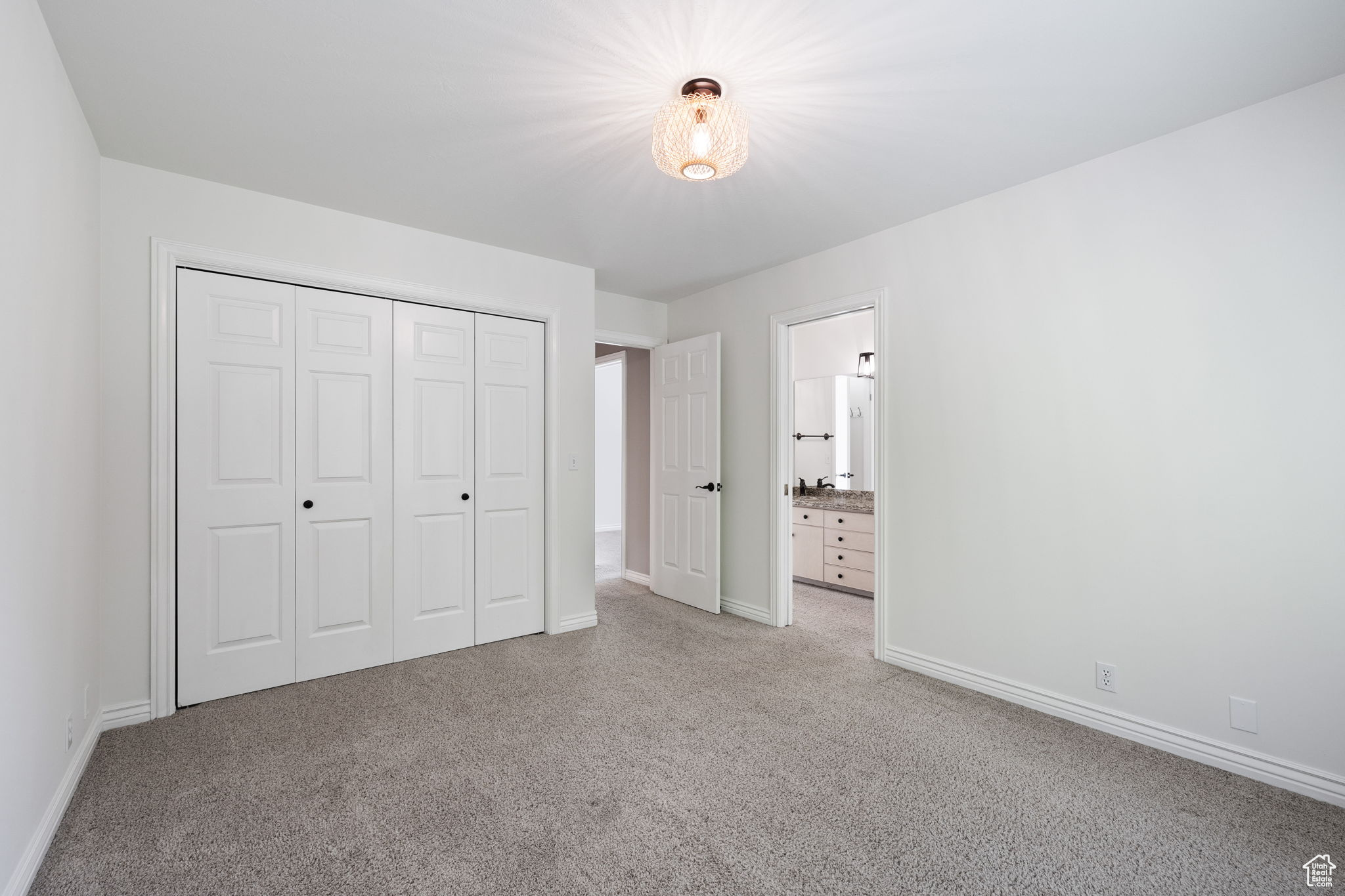 WILLOWCREEK HOLLOW ESTATES - Residential