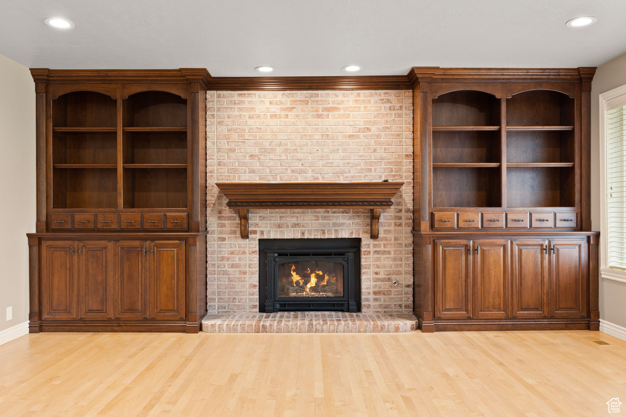 WILLOWCREEK HOLLOW ESTATES - Residential