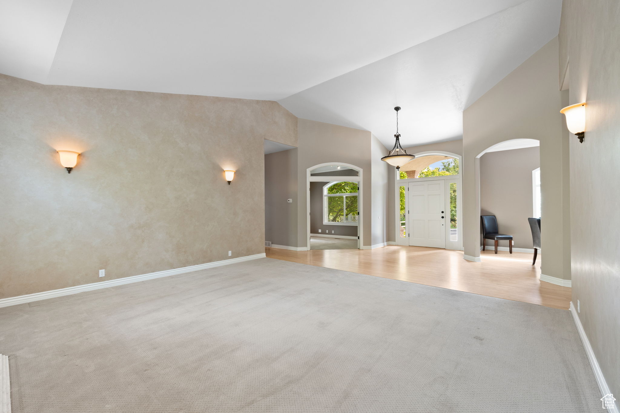 WILLOWCREEK HOLLOW ESTATES - Residential