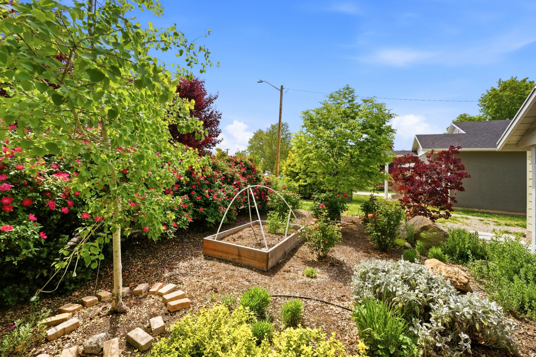 SOUTHGATE PARK - Residential