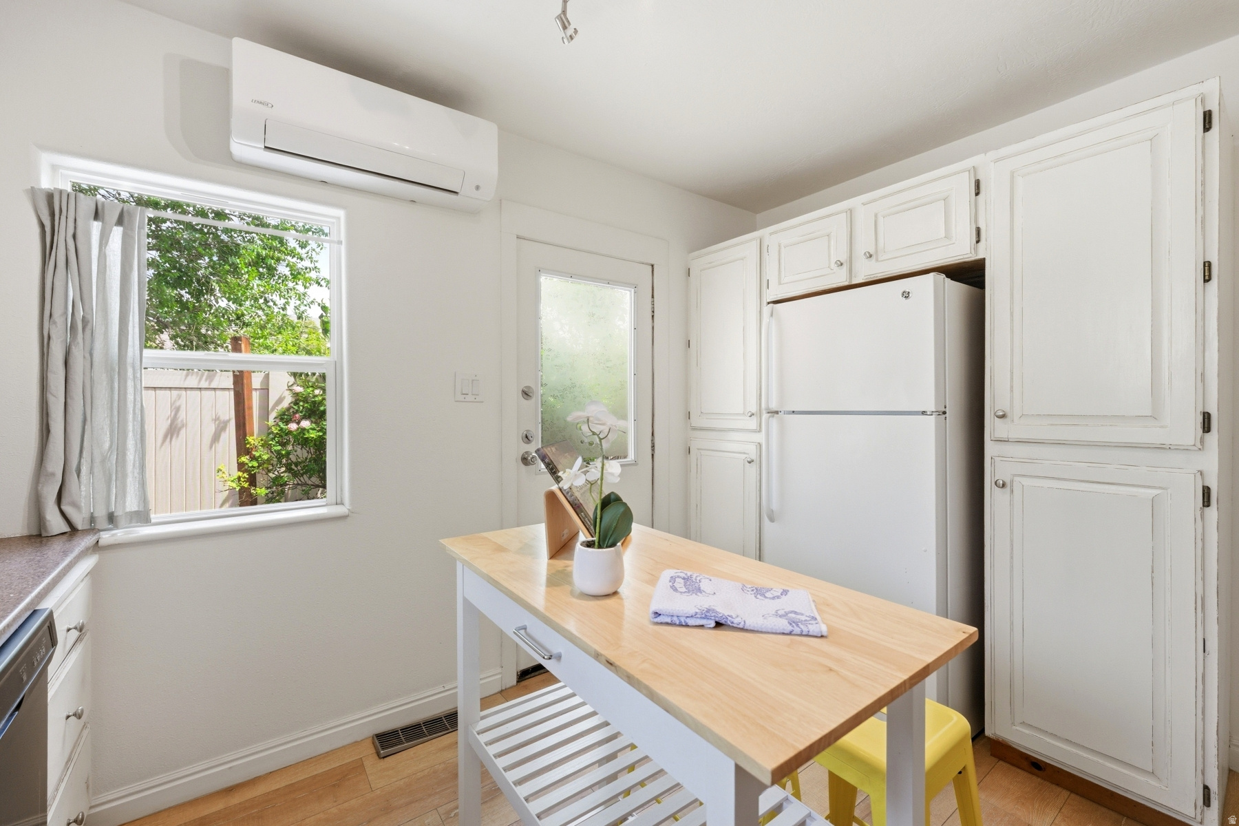 SOUTHGATE PARK - Residential