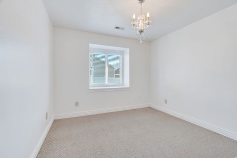 Tiny photo for 2298 N 1085 W, Layton, UT 84041 (MLS # 2120485)