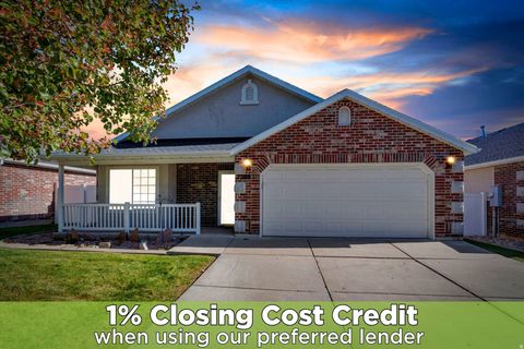 Photo of 2298 N 1085 W, Layton, UT 84041 (MLS # 2120485)