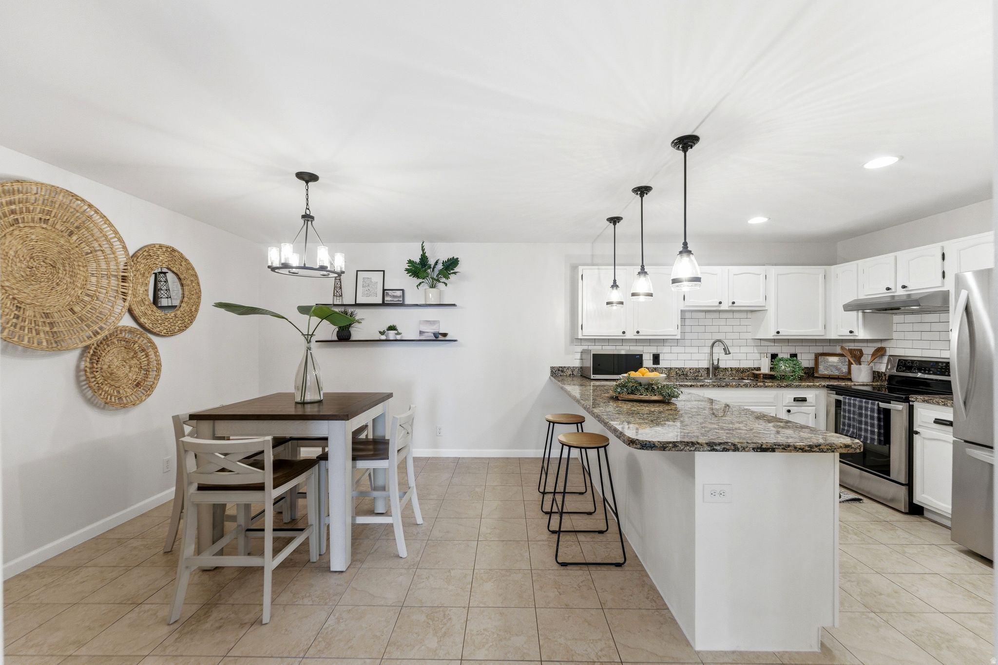 HOLLADAY MEADOWS - Residential