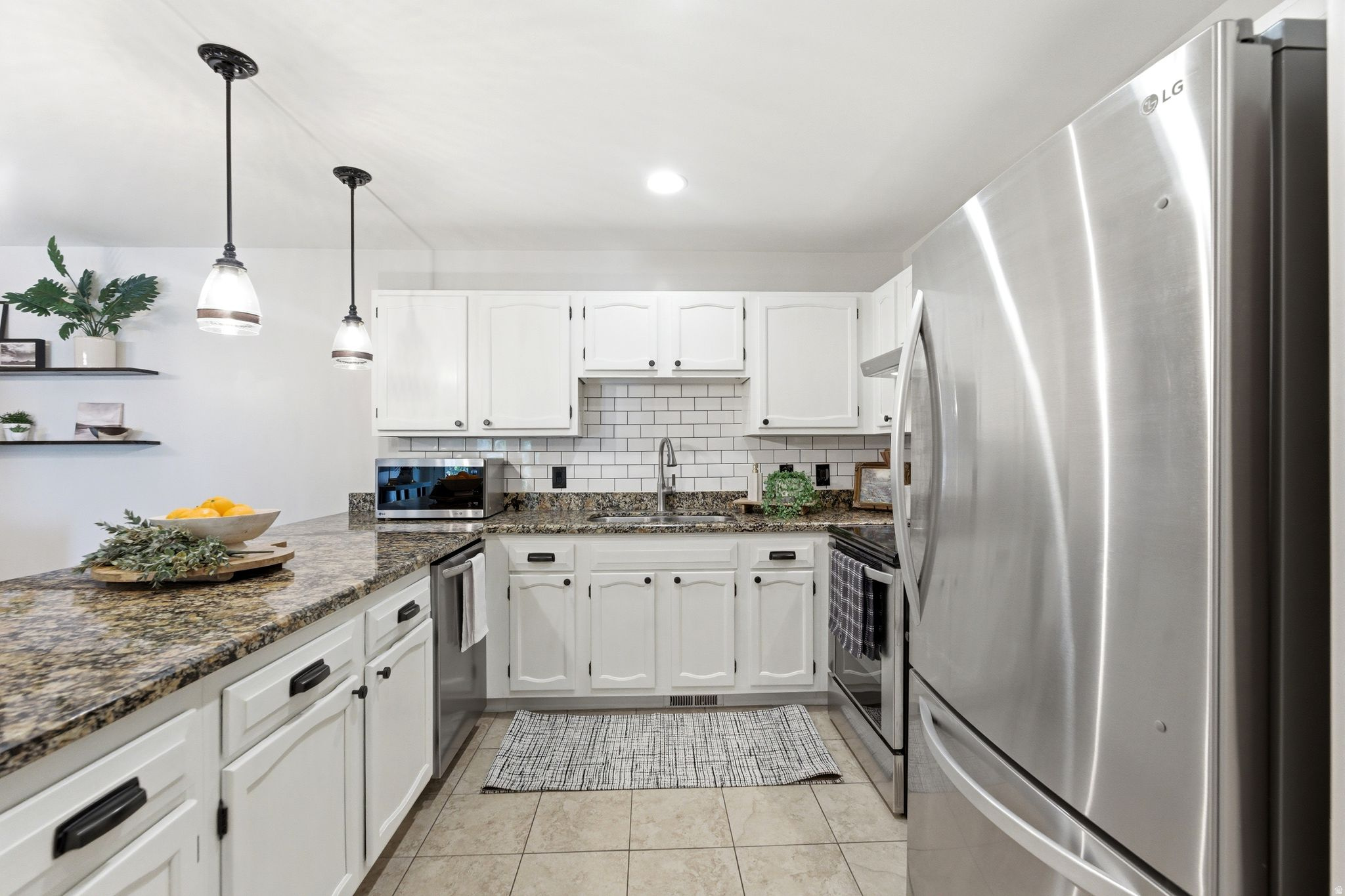 HOLLADAY MEADOWS - Residential