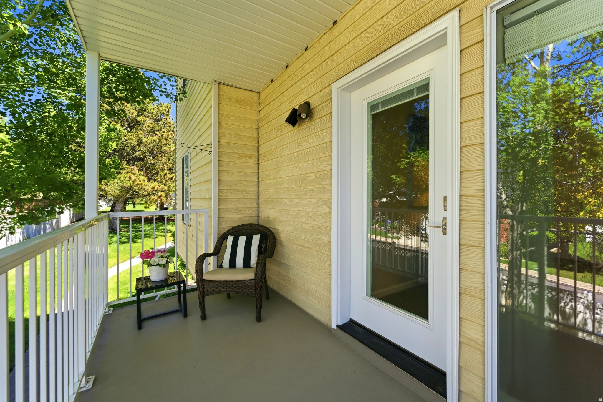 HOLLADAY MEADOWS - Residential