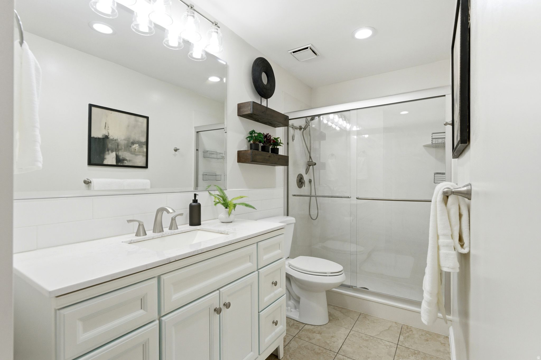HOLLADAY MEADOWS - Residential