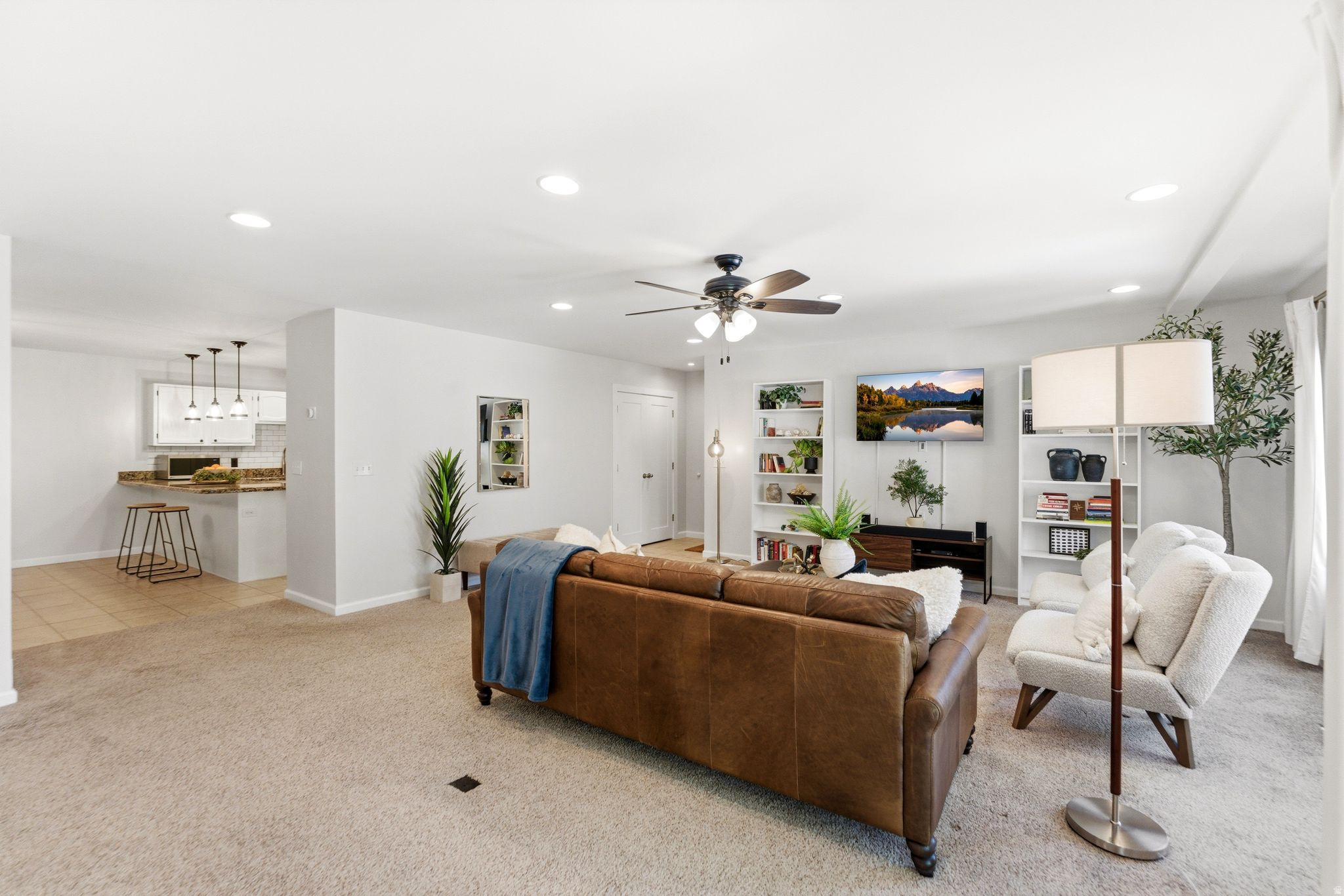 HOLLADAY MEADOWS - Residential