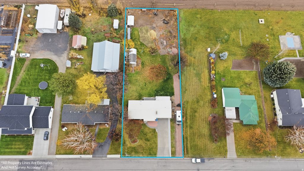 Photo of 657 S 1ST E, Preston, ID 83263 (MLS # 2123837)