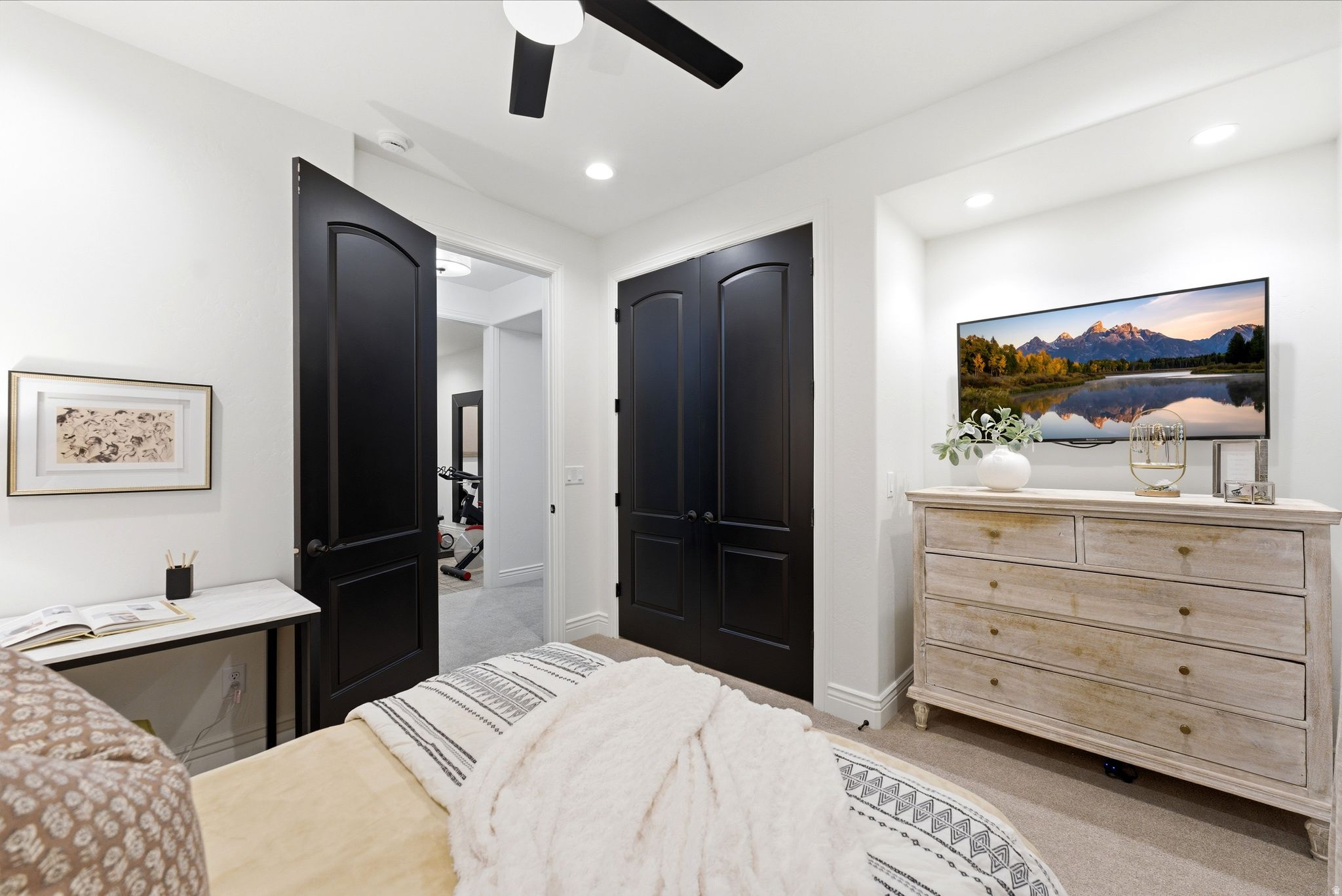 WOODSTOCK MEADOWS - Residential