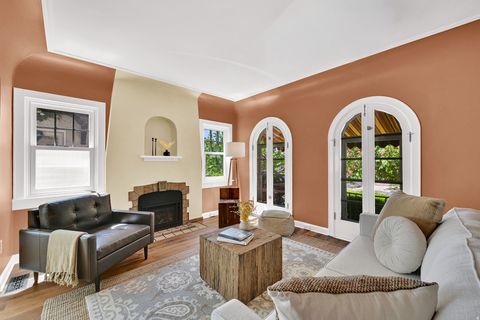 Tiny photo for 929 S GREENWOOD TERRACE Ter E, Salt Lake City, UT 84105 (MLS # 2155057)