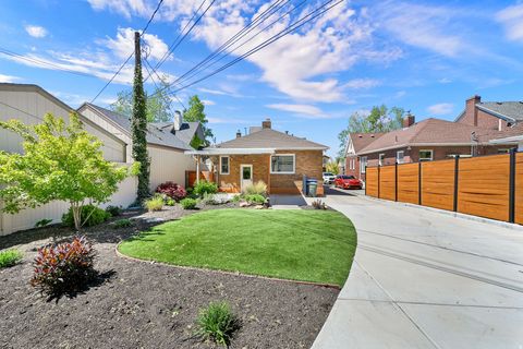 Tiny photo for 929 S GREENWOOD TERRACE Ter E, Salt Lake City, UT 84105 (MLS # 2155057)