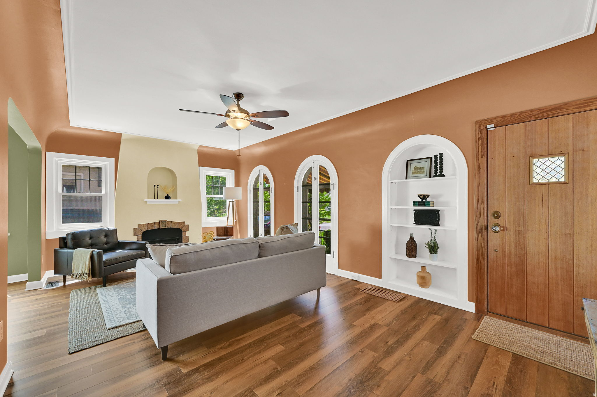 YALECREST - Residential