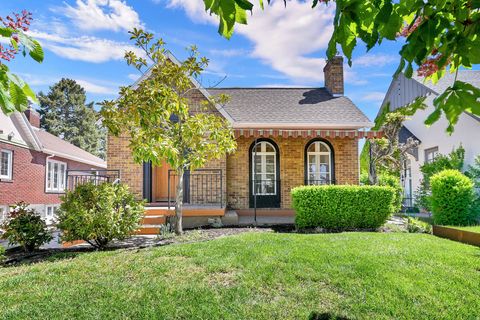 Tiny photo for 929 S GREENWOOD TERRACE Ter E, Salt Lake City, UT 84105 (MLS # 2155057)