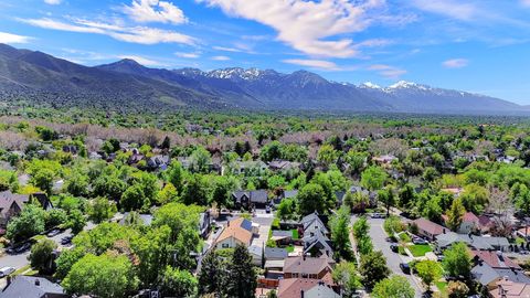 Tiny photo for 929 S GREENWOOD TERRACE Ter E, Salt Lake City, UT 84105 (MLS # 2155057)
