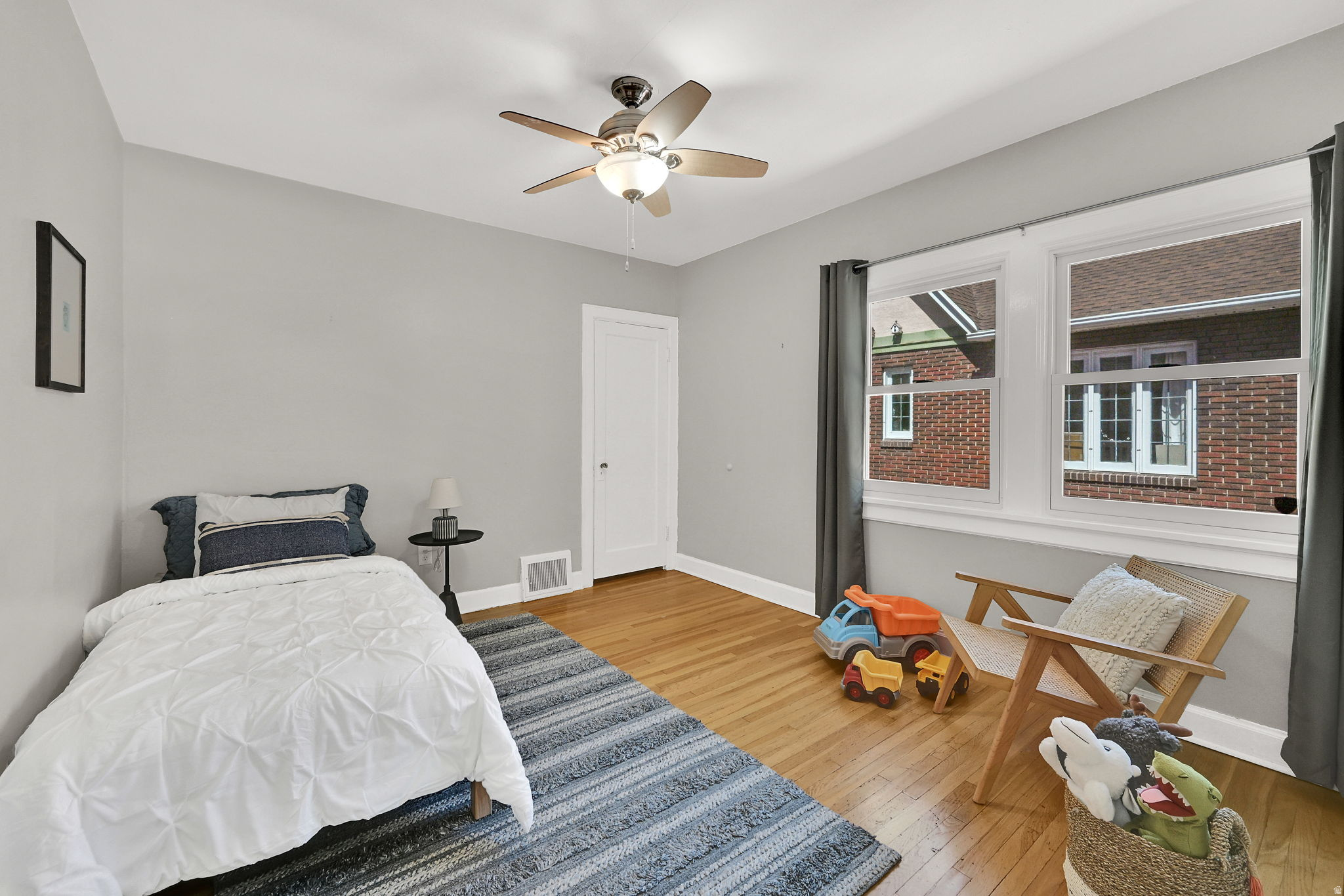 YALECREST - Residential