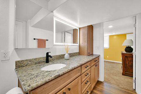 Tiny photo for 929 S GREENWOOD TERRACE Ter E, Salt Lake City, UT 84105 (MLS # 2155057)