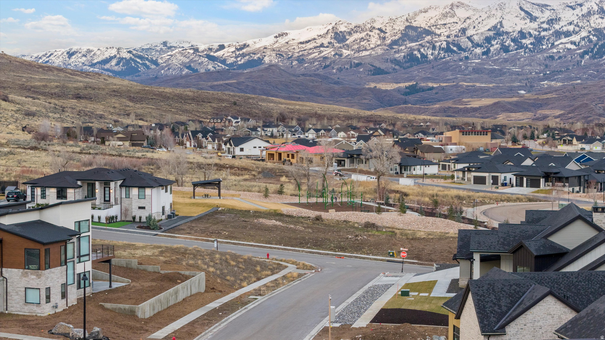 COTTONWOOD SPRING VIEW - Land