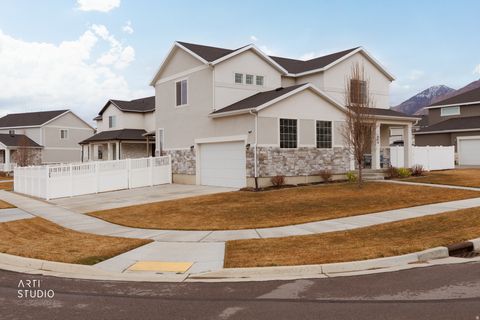 Tiny photo for 948 S SPRING CANYON WAY, Springville, UT 84663 (MLS # 2138090)