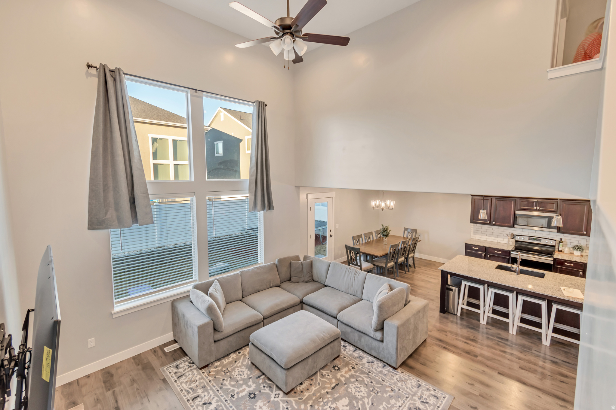 QUAIL HILL - Residential