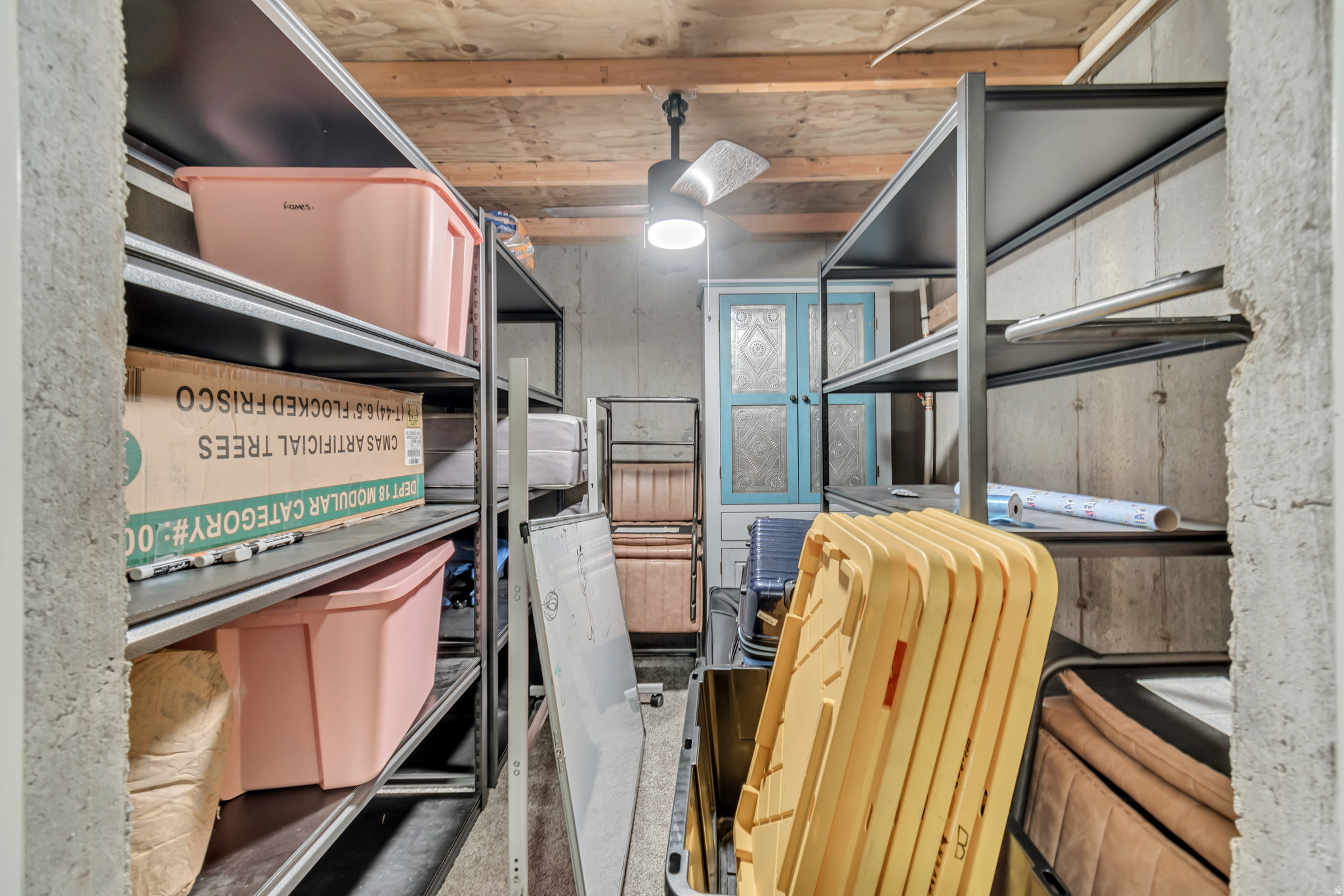 QUAIL HILL - Residential